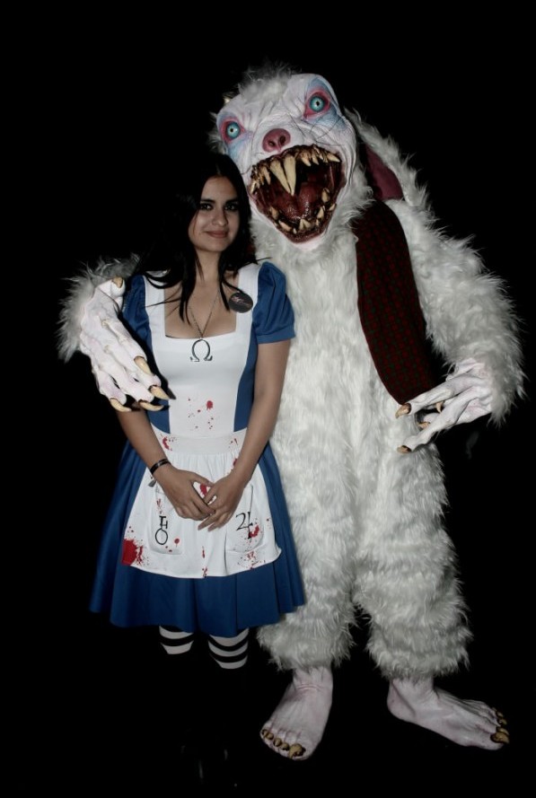 Alice-and-White-Rabbit-Cosplay-e13524695